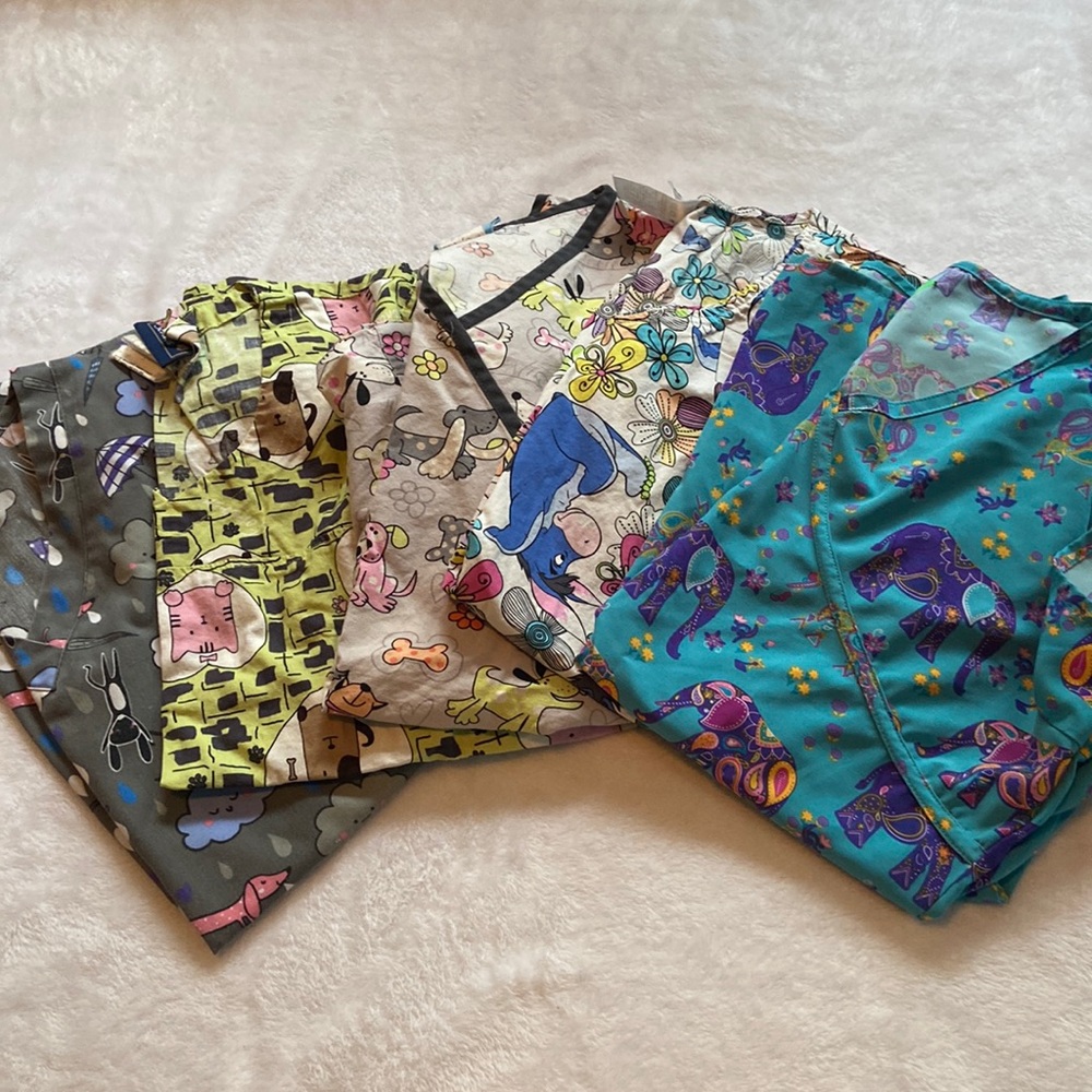 Bundle of 5 scrub tops